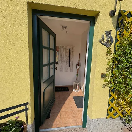 Geraeumige Im Sternhaus Waren Mueritz アパート *