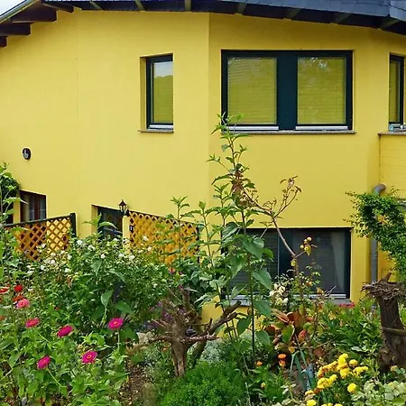 アパート Geraeumige Im Sternhaus Waren Mueritz *